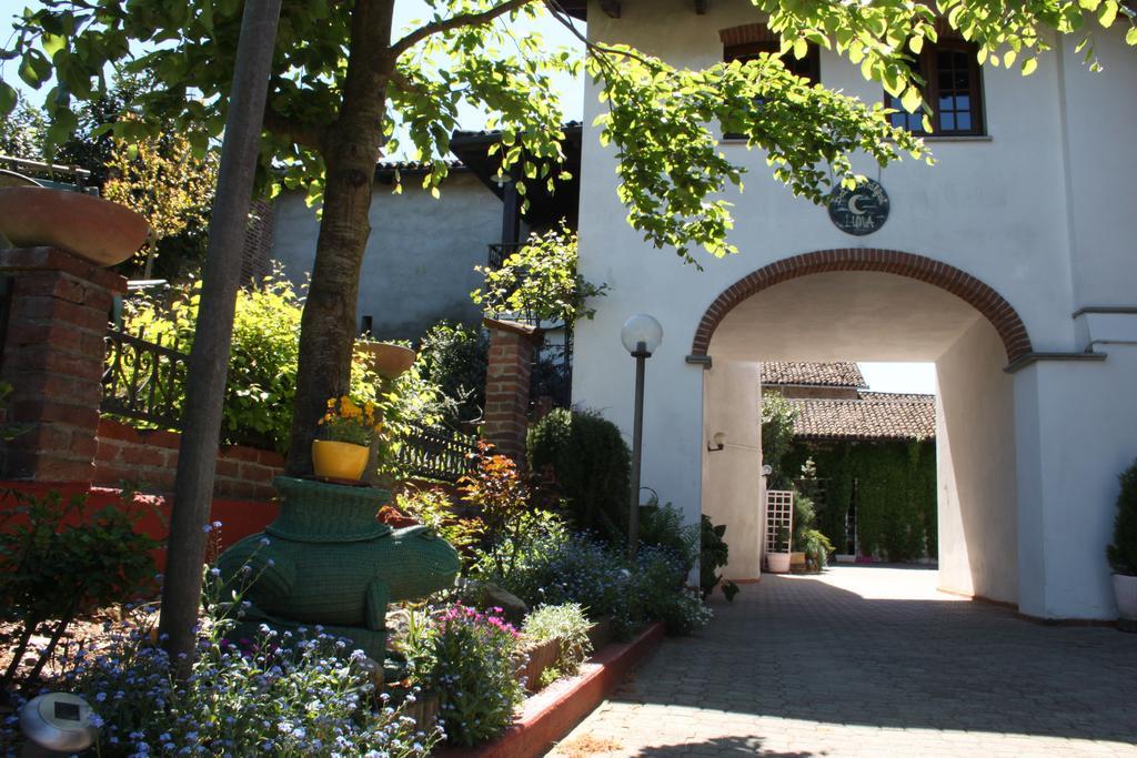 Luna Asti Exterior photo